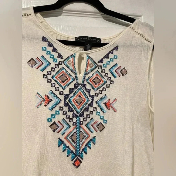 French Laundry Cross Stitch Printed Keyhole Neck Eyelet Boho Tank Top Size L - Picture 3 of 11